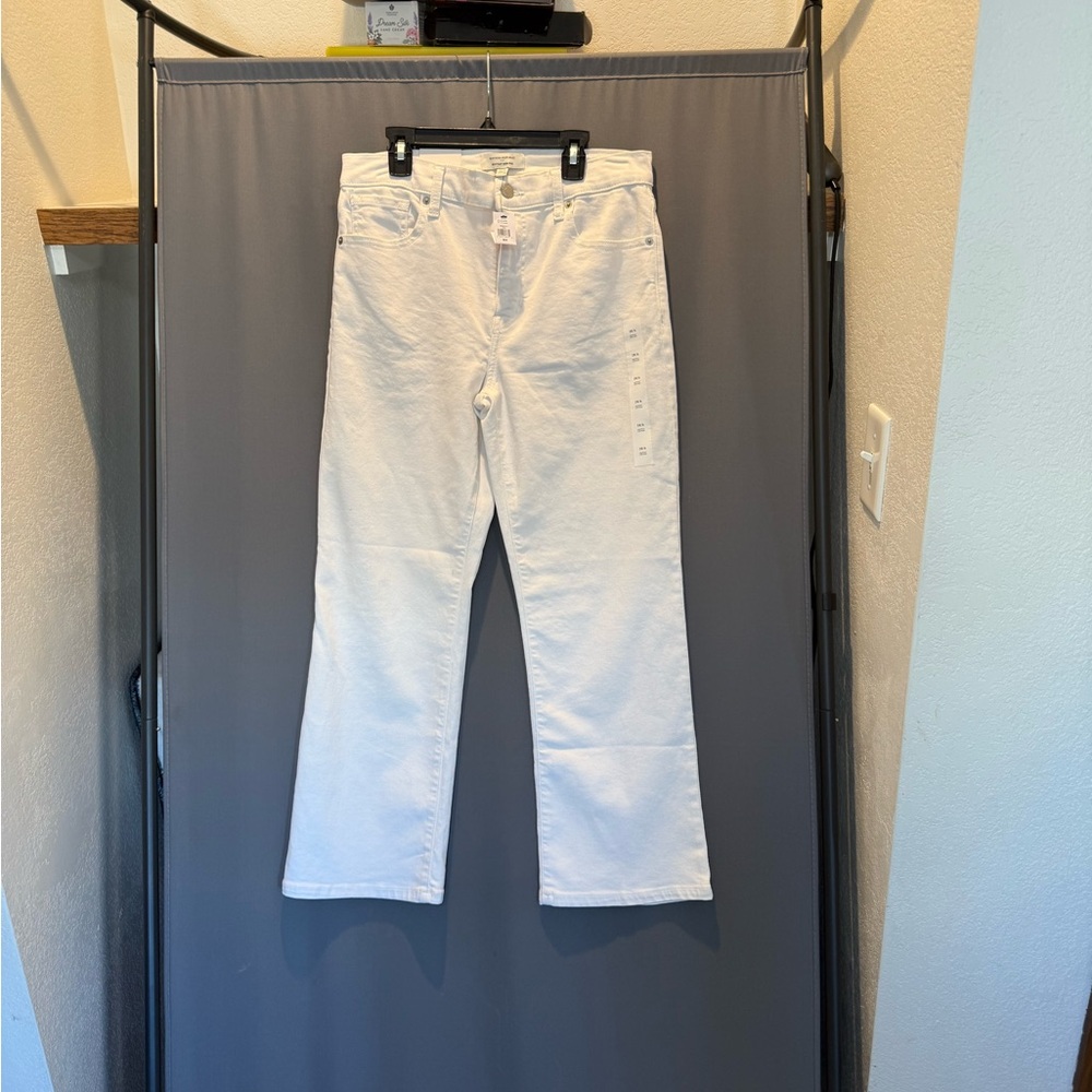 Banana Republic Women's Straight Leg Jeans in White